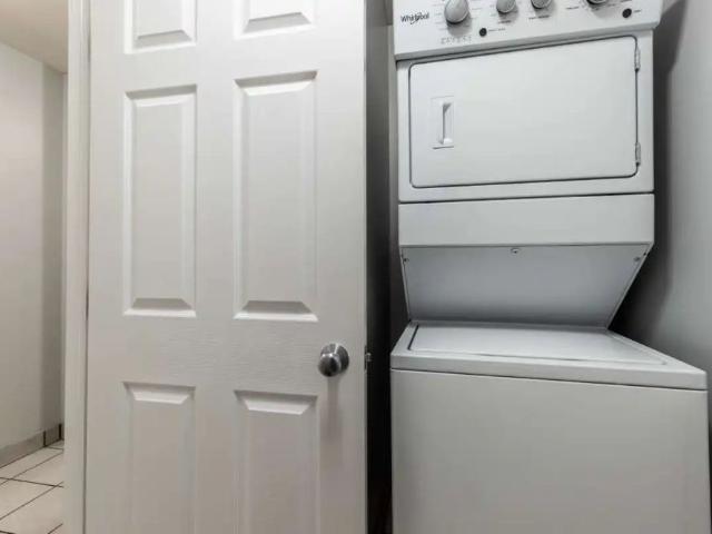 Apartment for rent in Connaught, Calgary