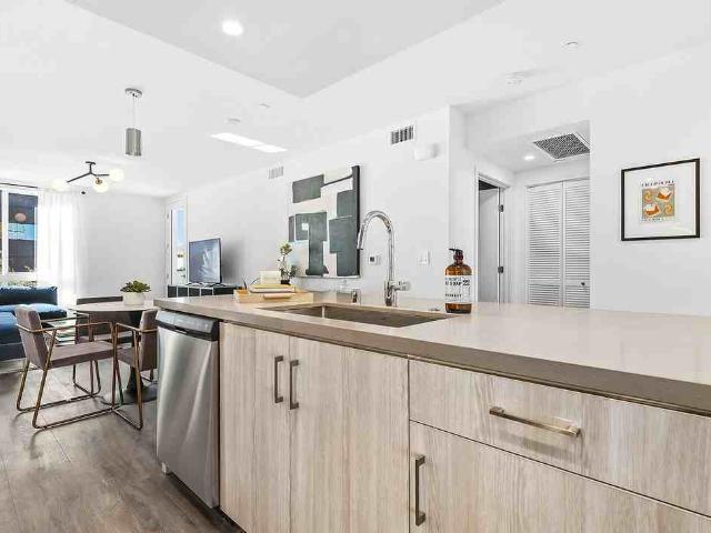 Apartment for rent in Irvine Business Complex, Irvine