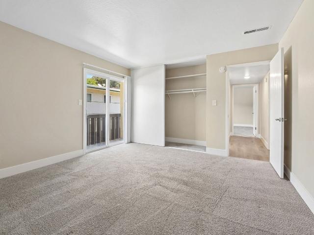 Apartment for rent in California