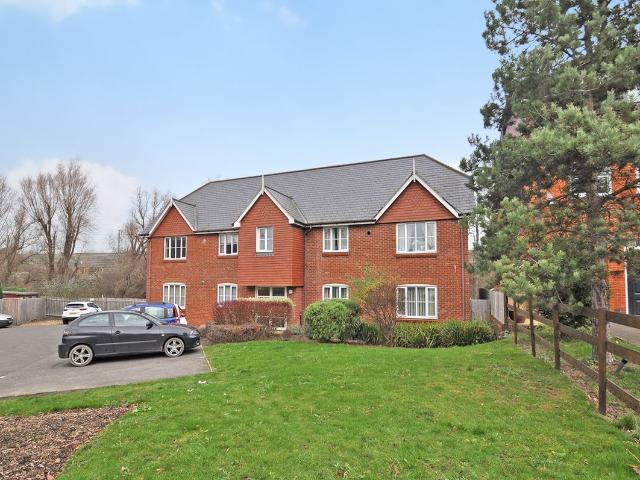 Apartment for rent in Folkestone, Kent