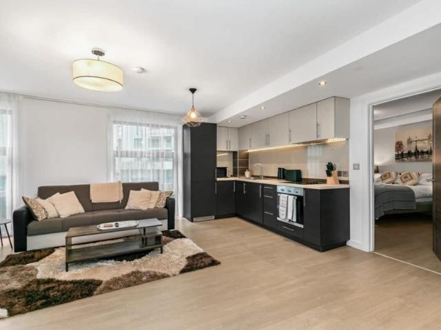 Apartment for rent in Horsell, Woking