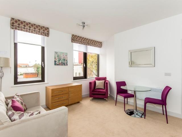 Townhouse for rent in Reading