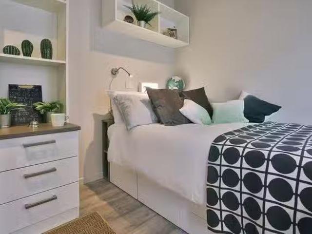 Apartment for rent in Chorlton-on-Medlock, Georgia