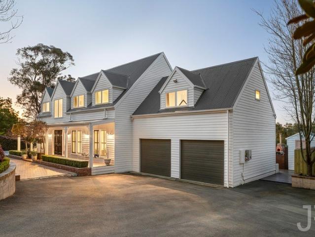 House for sale in Beaconsfield Upper, Melbourne
