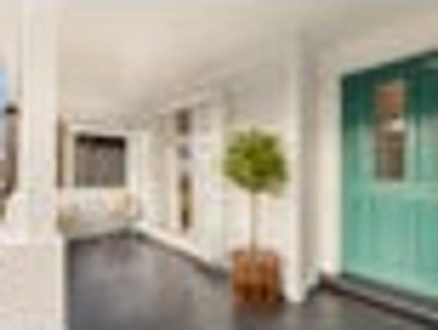 House for sale in Westmere