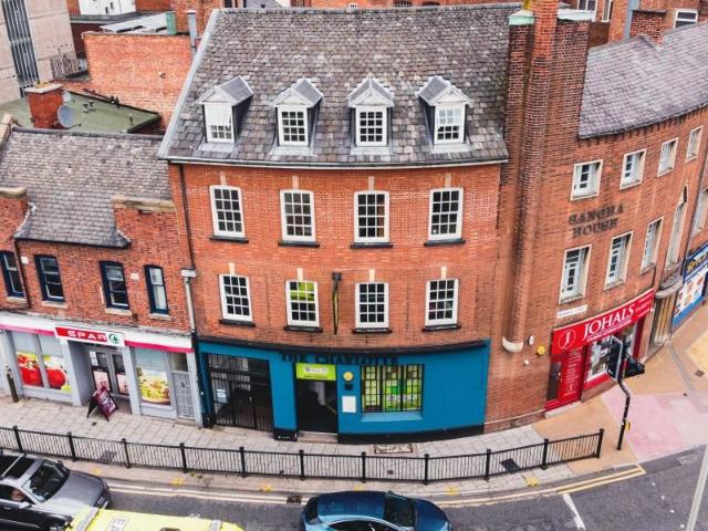 House for rent in Black Friars, Old Wharf