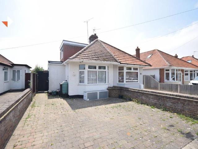 House for rent in Holland-on-Sea, Dale Hill