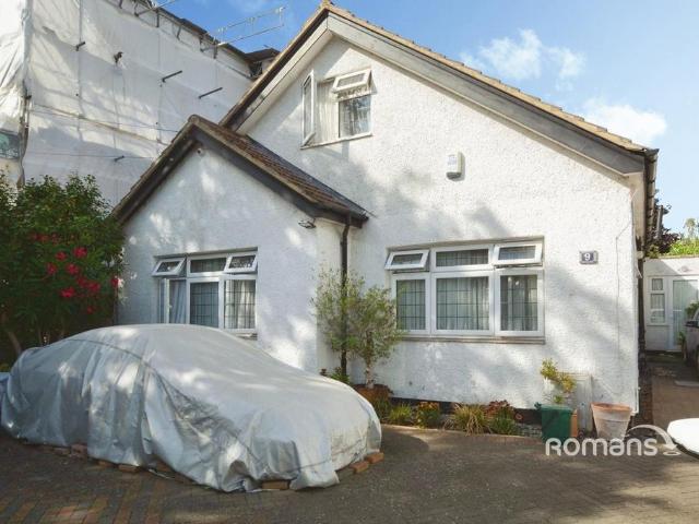 House for rent in Ickenham, Greater London
