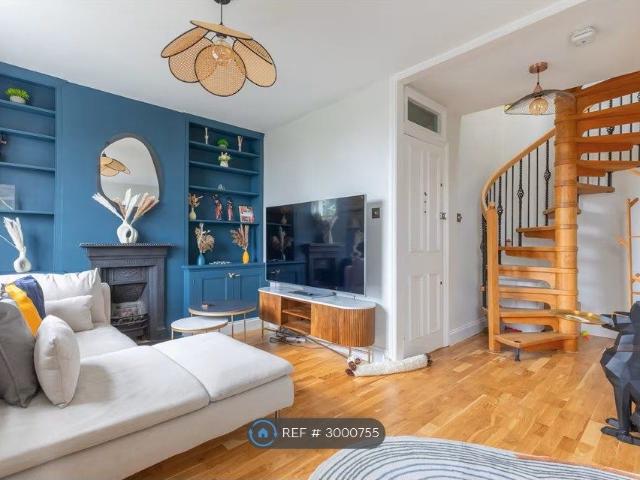 Apartment for rent in Clapham, Greater London