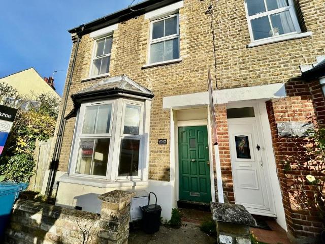 House for rent in Pinner, Greater London