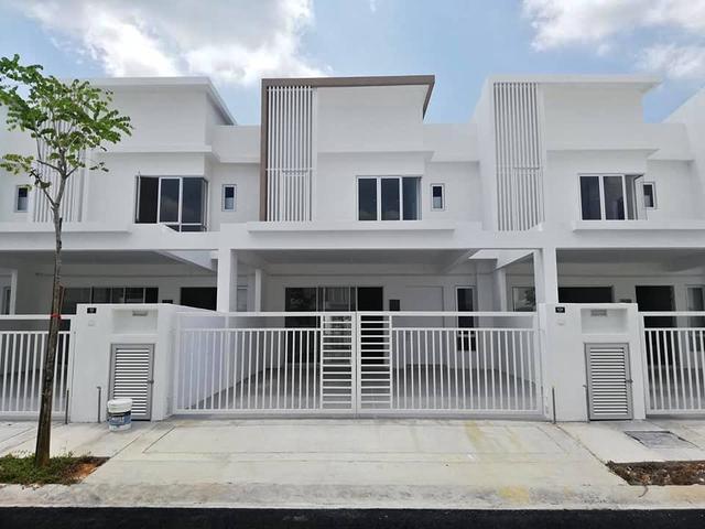 Terraced House for sale in Sendayan Village, Negeri Sembilan