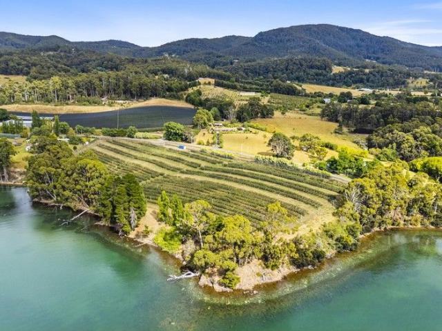 Land for sale in Woodbridge, Tasmania