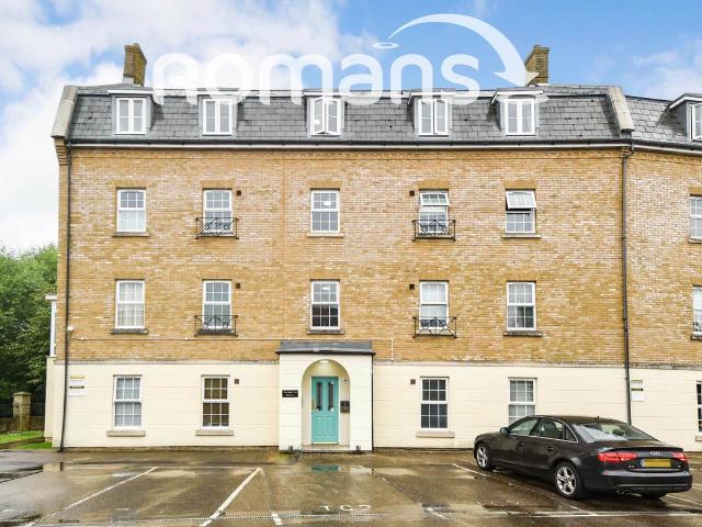 Apartment for rent in Haydon End, Abbey Mead