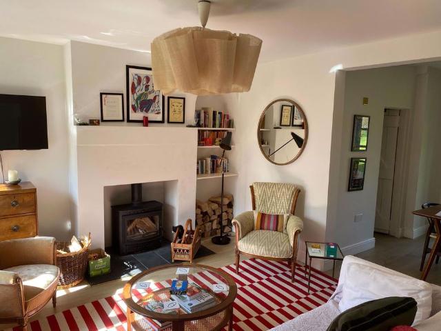 House for rent in Grafham, Waverley