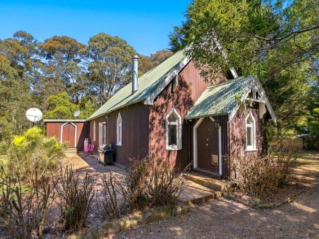 Cottage for sale in Chatham Valley, Oberon Council