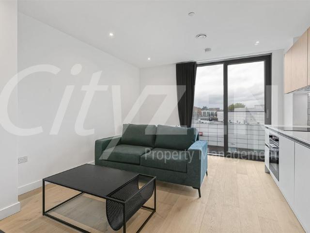 Studio for rent in North Watford, Hertfordshire