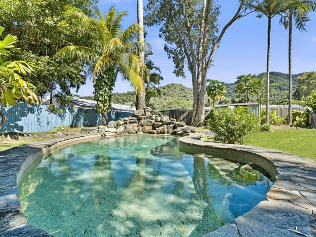 House for sale in Palm Cove, Queensland