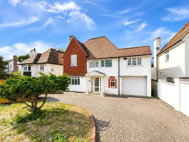 House for rent in Brooklands, Dartford