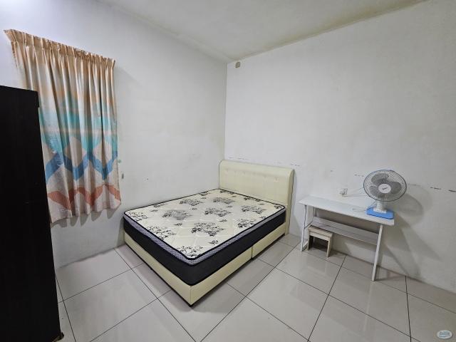 Room for rent in Georgetown, Penang