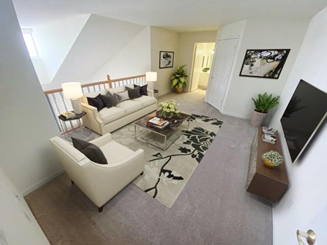 Apartment for rent in Brookfield