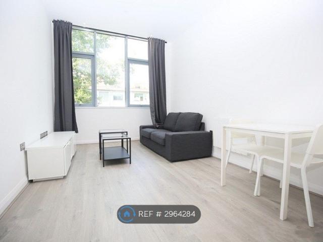 Apartment for rent in Spon End, West Midlands
