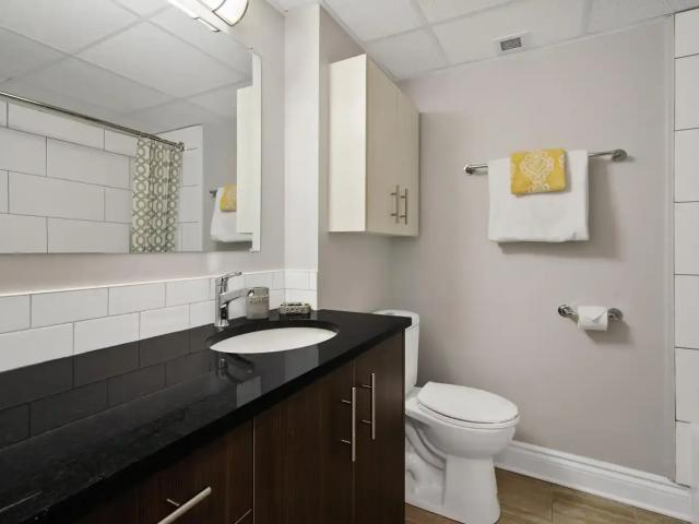 Apartment for rent in Bay, Ottawa