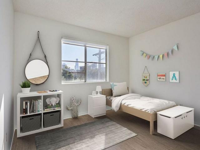 Apartment for rent in Canoga Park, California