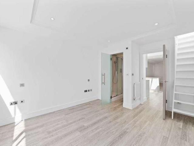 Apartment for rent in Bayswater, Greater London