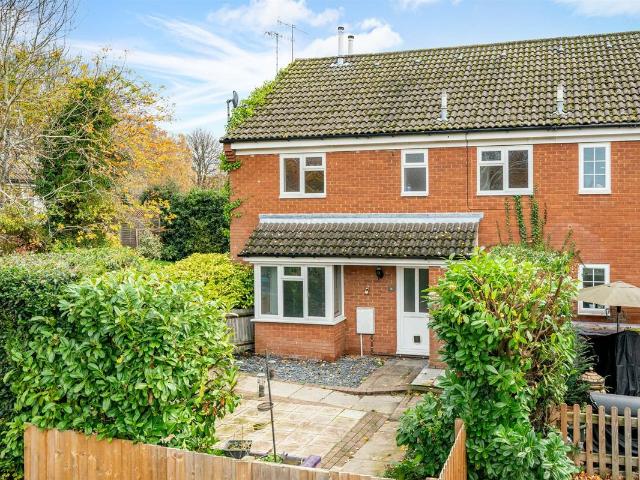 House for rent in Bourne End, Pouchen End