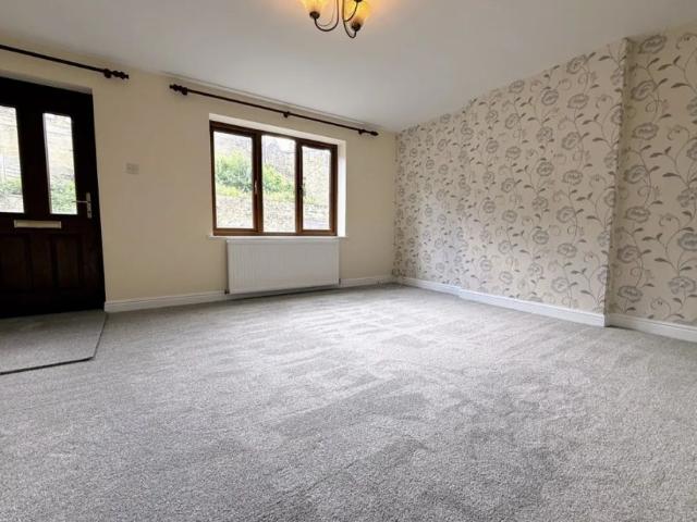 House for rent in Thornhill Lees
