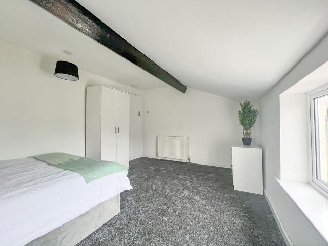 Apartment for rent in Stoke Lodge and The Common, Patchway