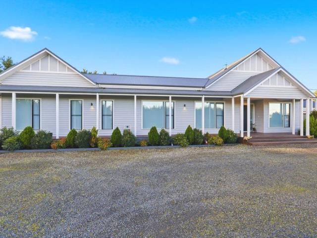 House for sale in Ballan, Victoria