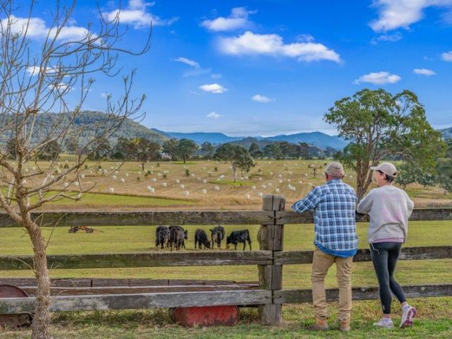Cottage for sale in Faulkland, New South Wales