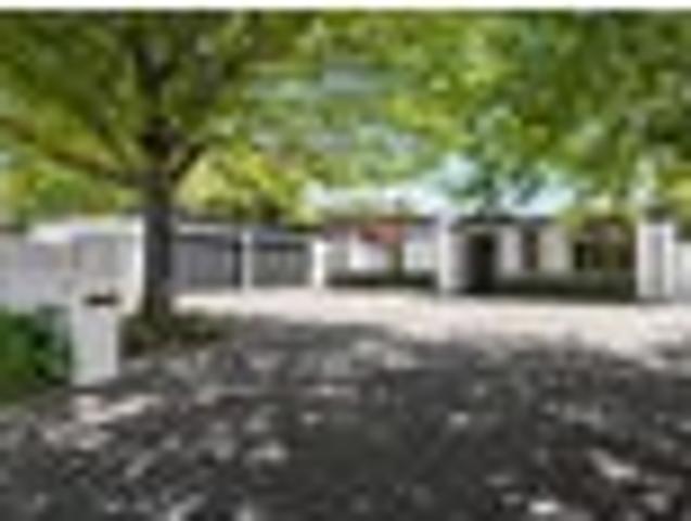 House for sale in Saint Albans, Canterbury