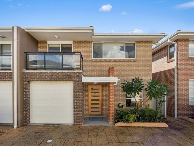 Townhouse for sale in Sydney, New South Wales