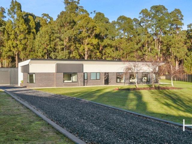 House for sale in Grindelwald, Tasmania