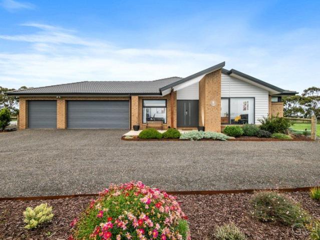Cottage for sale in Teesdale, Victoria