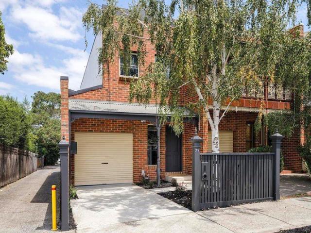 Townhouse for sale in Camerons Creek, Victoria