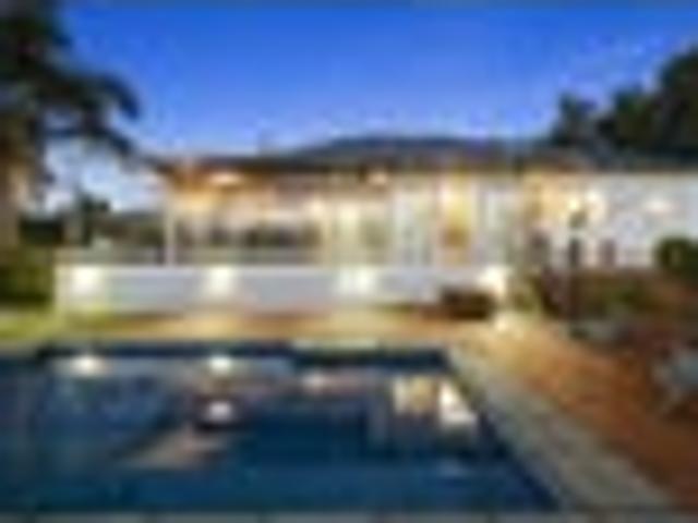 House for sale in Awhitu