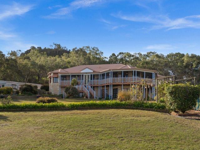Cottage for sale in Pittsworth, Queensland