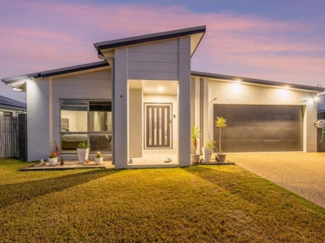 House for sale in Mount Low, Queensland