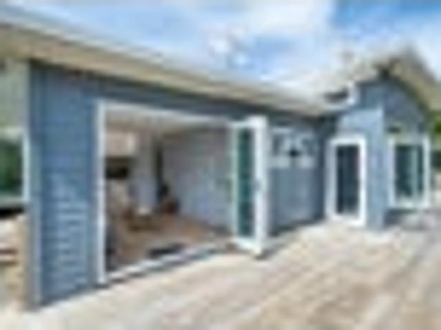 House for sale in Oratia, Oroua County