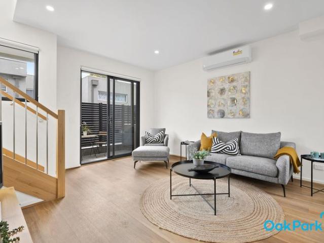 Townhouse for rent in Camerons Creek, Victoria