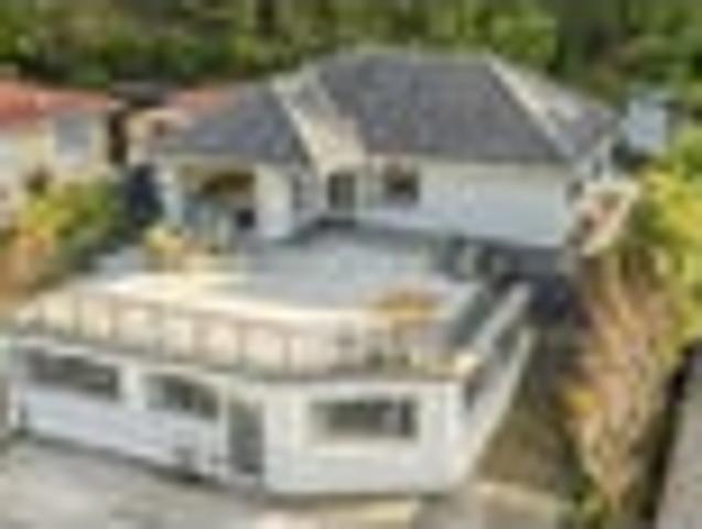 House for sale in Days Bay, Wellington
