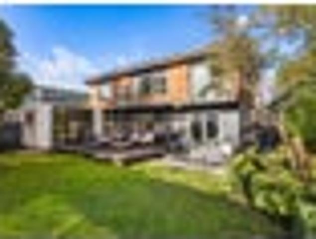 House for sale in Saint Albans, Canterbury