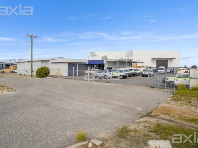 Warehouse for rent in Kewdale, Western Australia