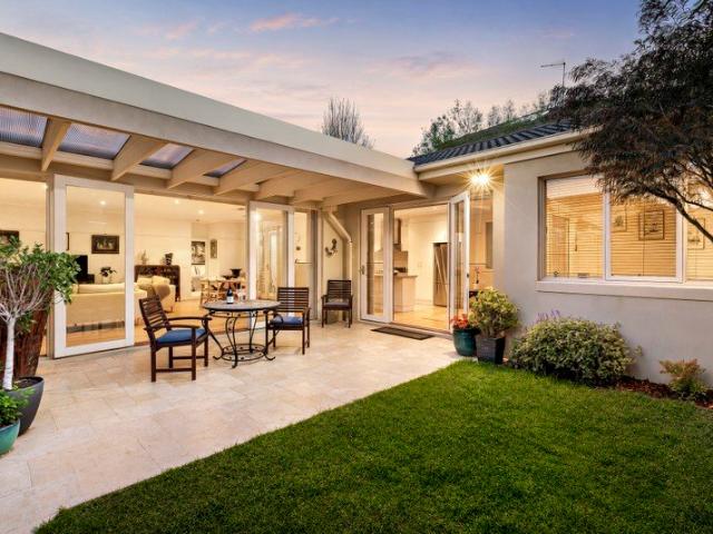 Apartment for sale in Hampton East, Melbourne