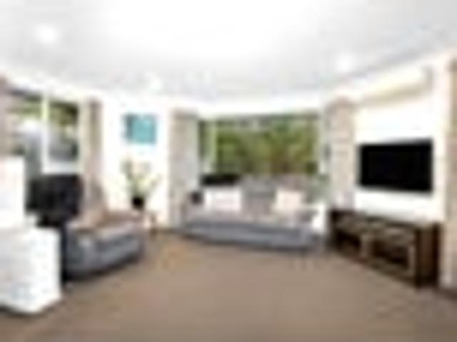 House for sale in Edgeware, Canterbury