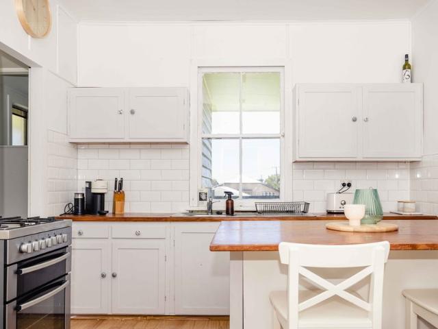 House for sale in Cooee Bay, Queensland