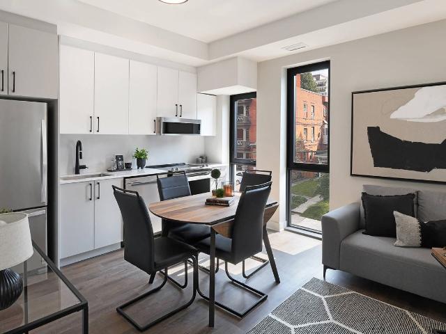 Apartment for rent in Somerset, Ottawa